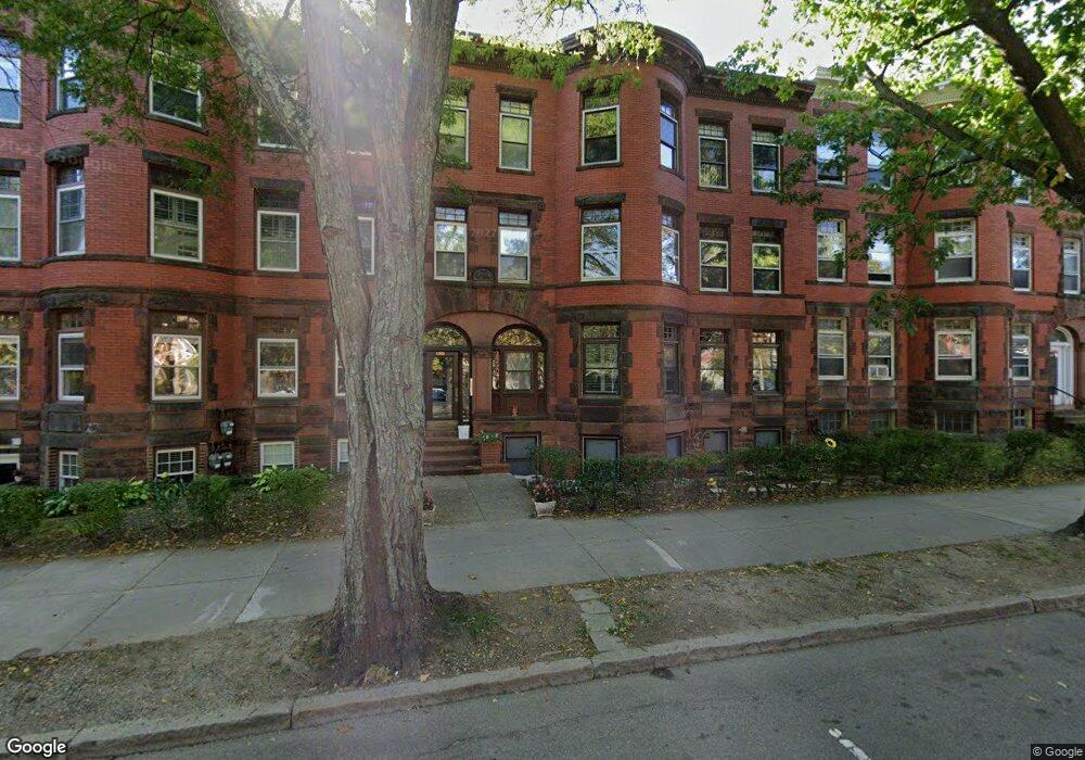 1901 Beacon St, Brookline, MA 02445 - photo 1