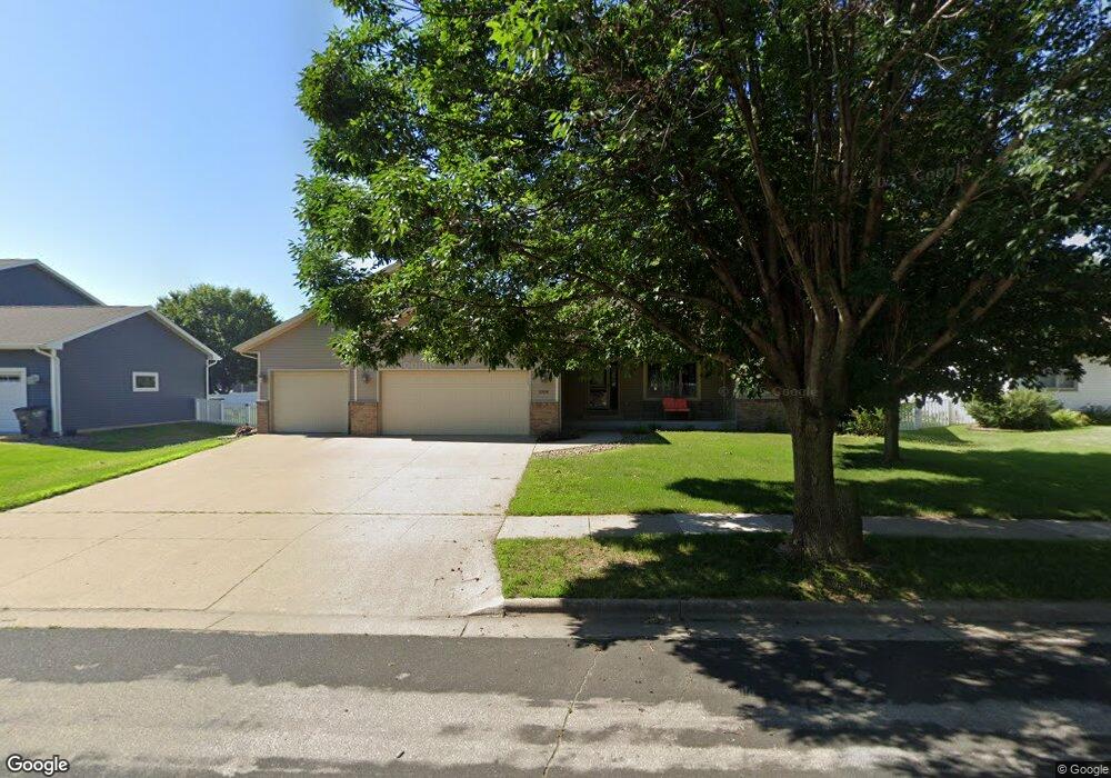 1006 Saddlewood St, Holmen, WI 54636 - photo 1