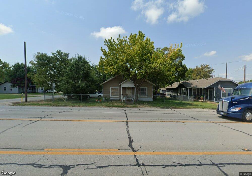 503 N Kaufman St, Ennis, TX 75119 - photo 1