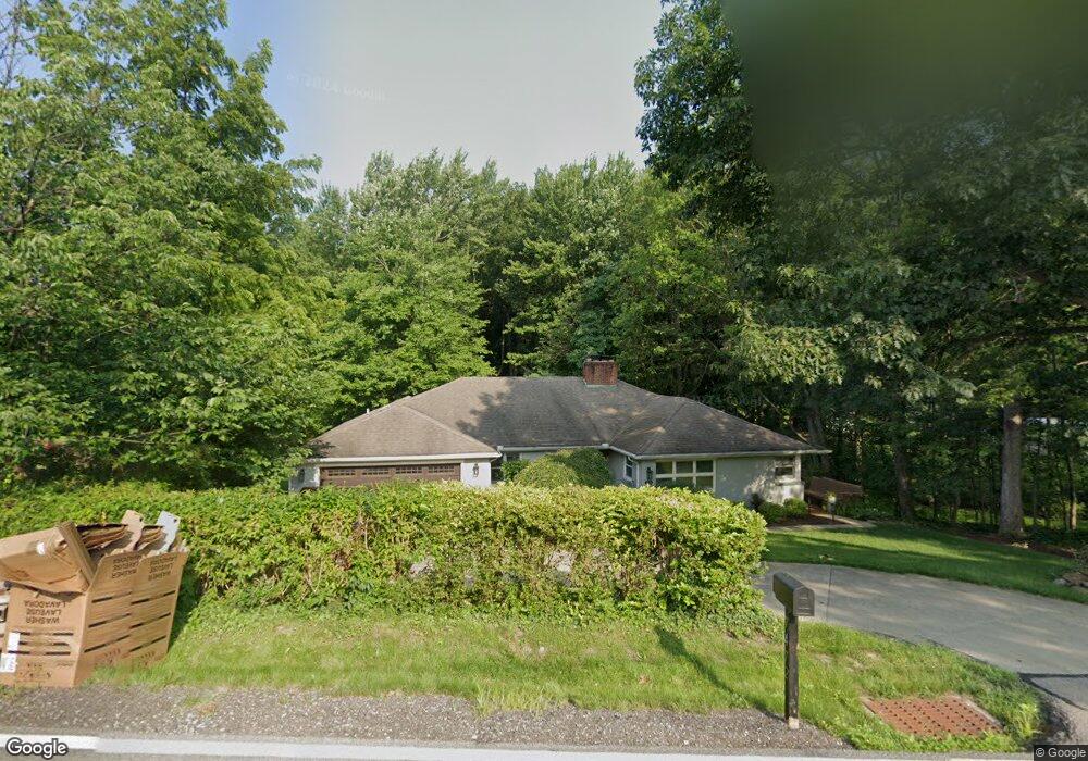 7472 River Rd, Olmsted Falls, OH 44138 - photo 1