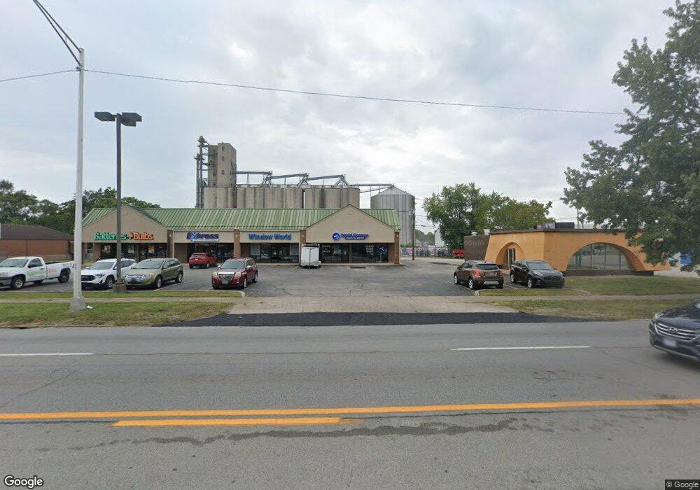 2221 S 3rd St, Terre Haute, IN 47802 - photo 1