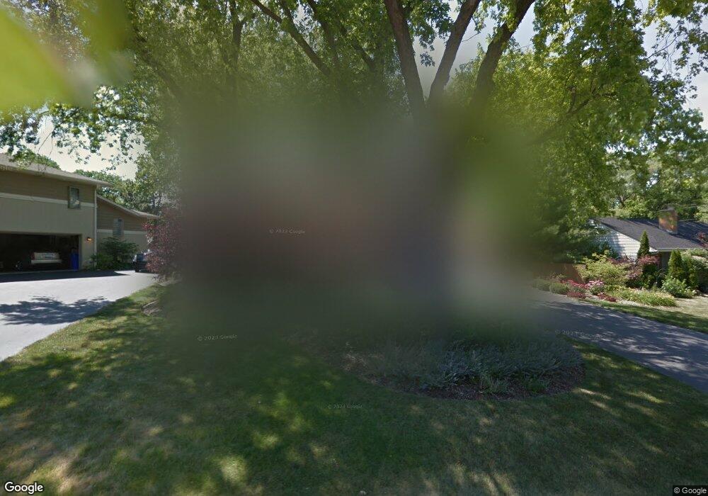 910 S Hale St, Wheaton, IL 60189 - photo 1