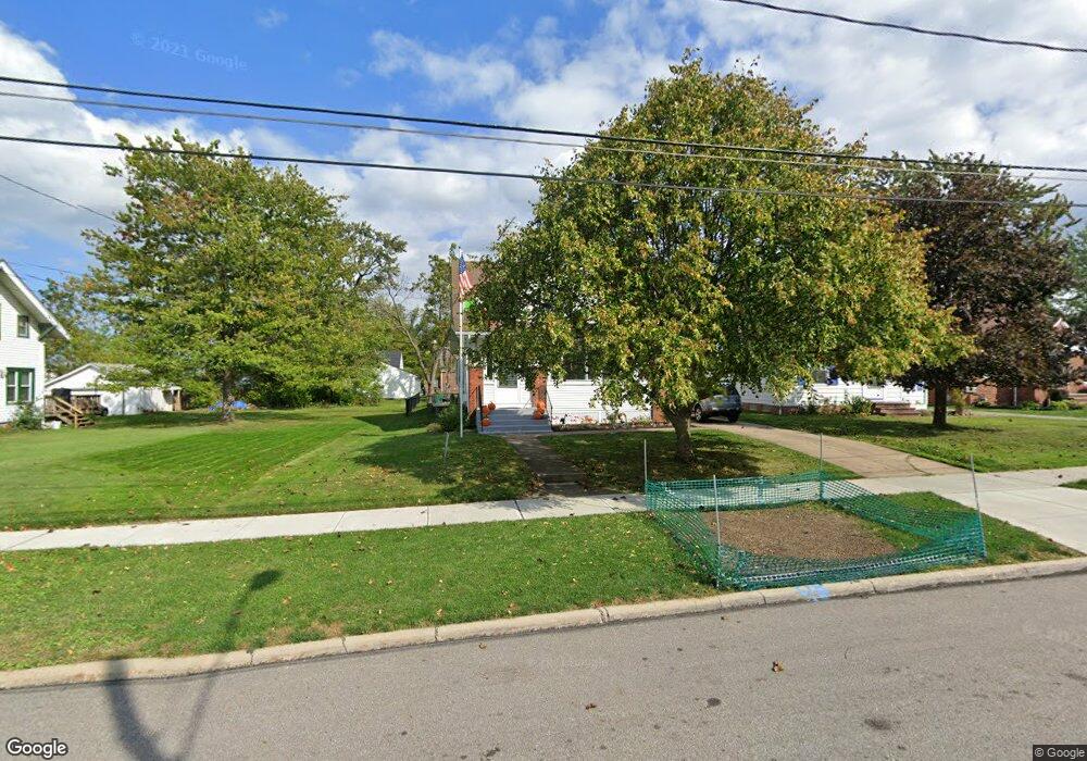 1815 Maple St, Wickliffe, OH 44092 - photo 1