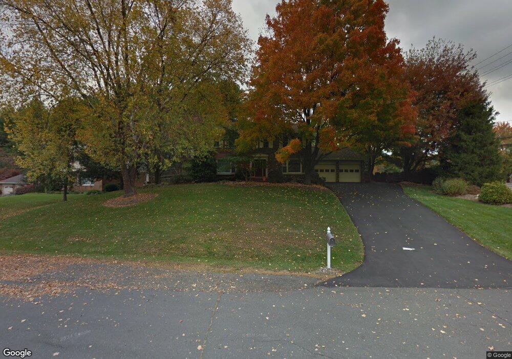 1213 Winter Hunt Rd, McLean, VA 22102 - photo 1