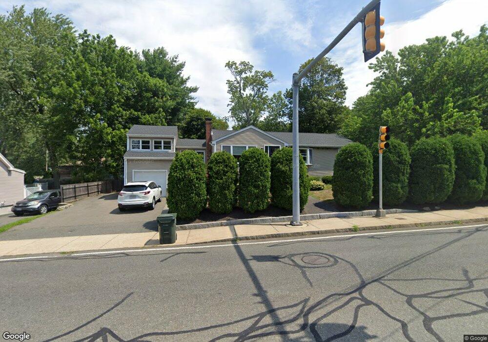 202 Elliott St, Danvers, MA 01923 - photo 1