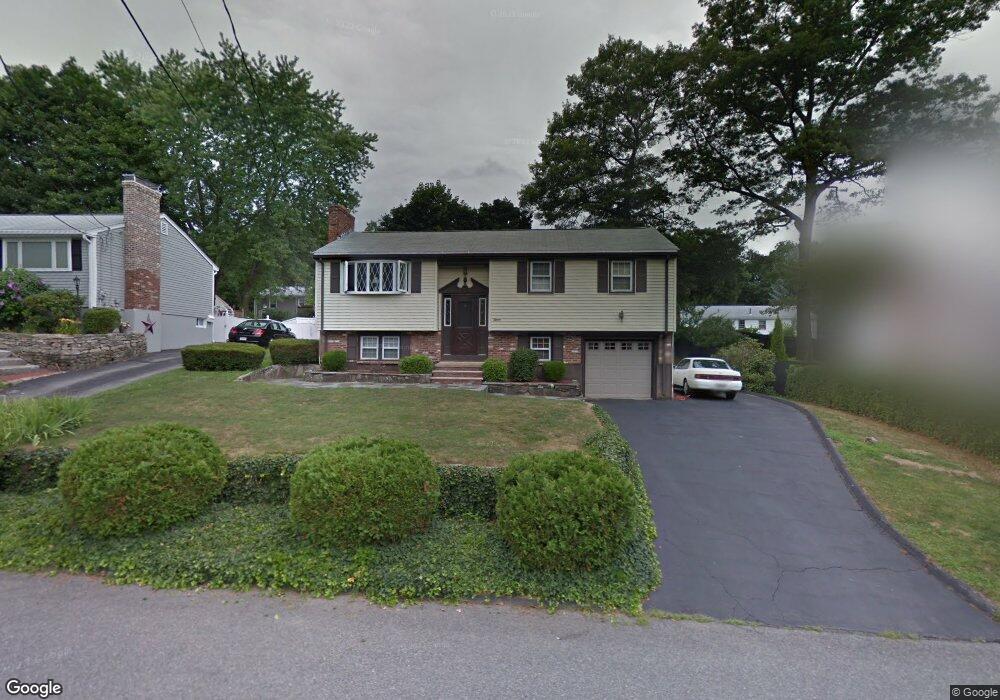 15 Saunders Dr, Shrewsbury, MA 01545 - photo 1