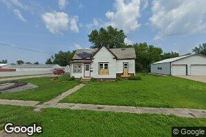 407 Oak St, Sheldon, IA 51201