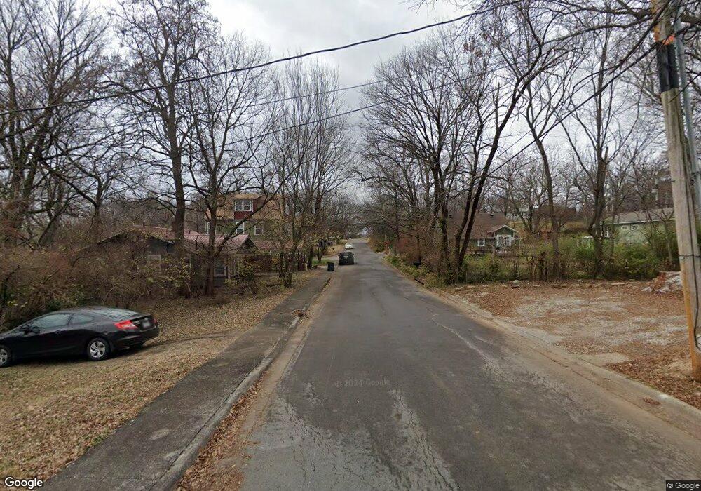 15 W 4th St, Fayetteville, AR 72701 - photo 1