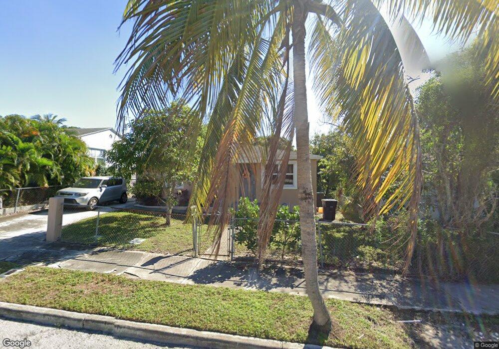 910 39th St, West Palm Beach, FL 33407 - photo 1