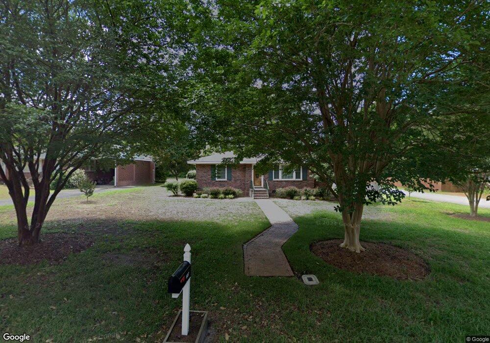 607 Cureton St, Camden, SC 29020 - photo 1