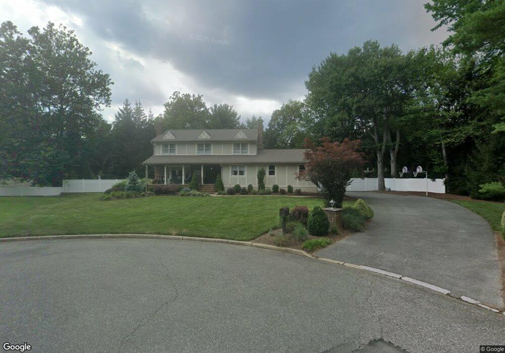 75 Hoffman Ct, Rivervale, NJ 07675 - photo 1