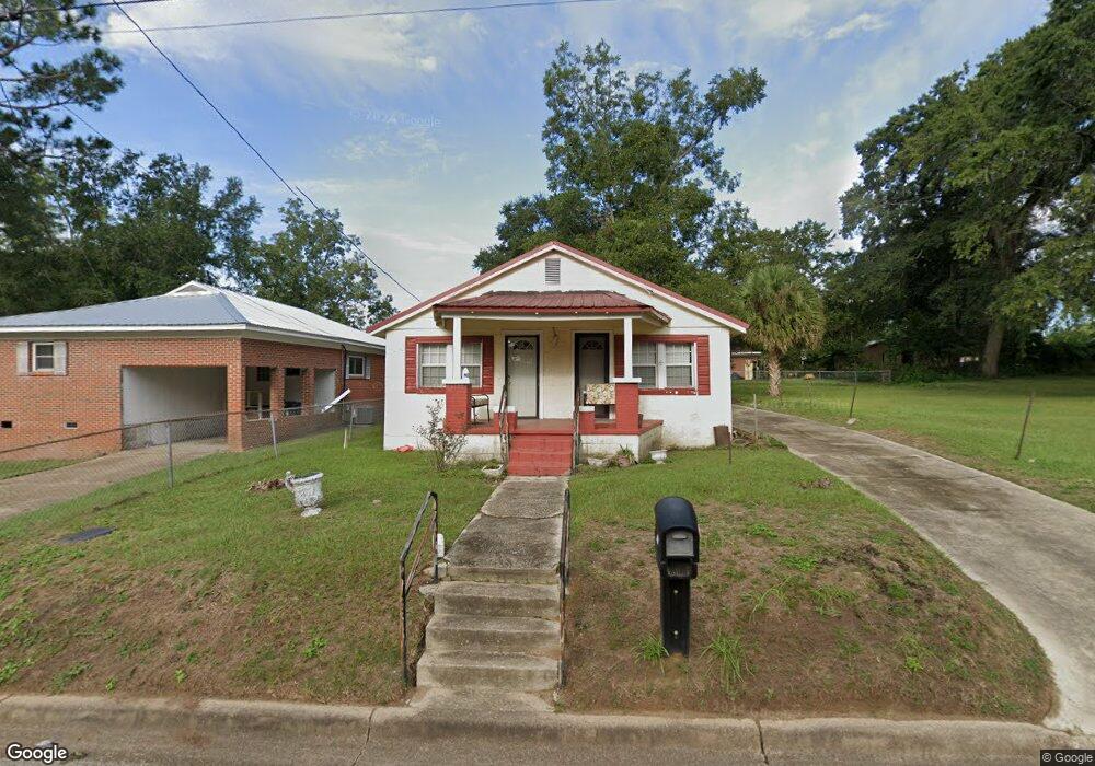 721 Lennox Ave, Dothan, AL 36303 - photo 1