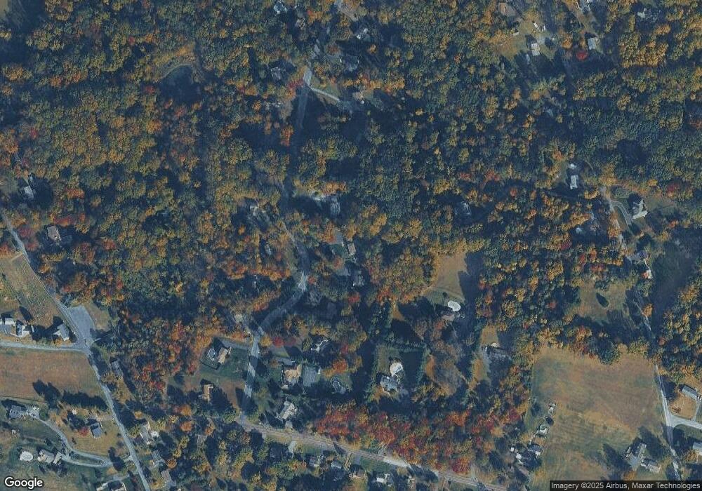 1338 Thomas Oakes Dr, Pottstown, PA 19465 - photo 1