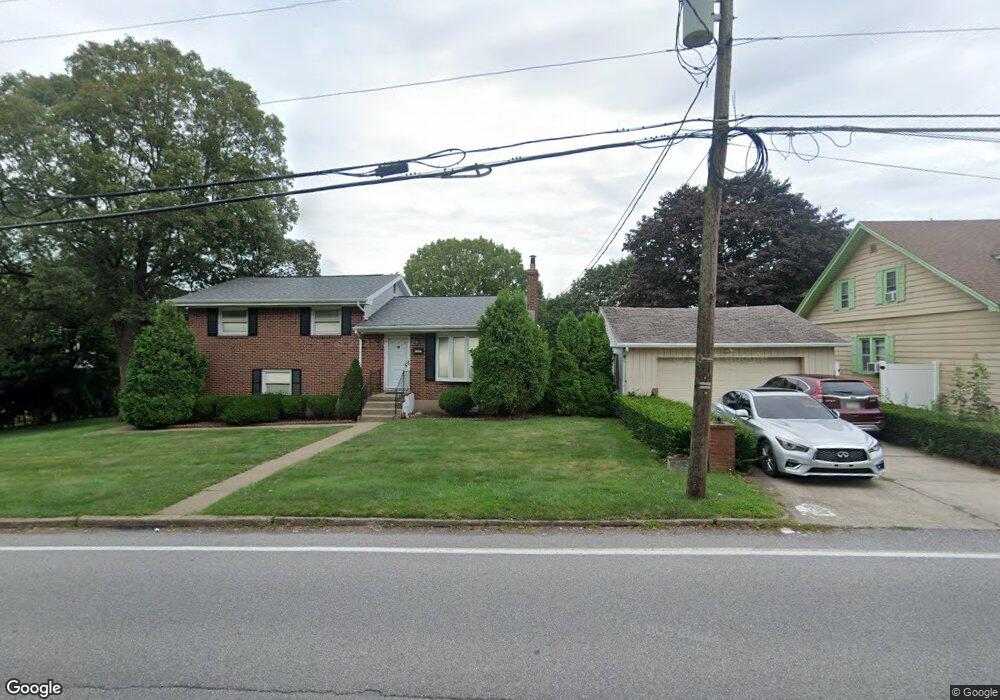 1025 N Laurel St, Hazle Township, PA 18202 - photo 1