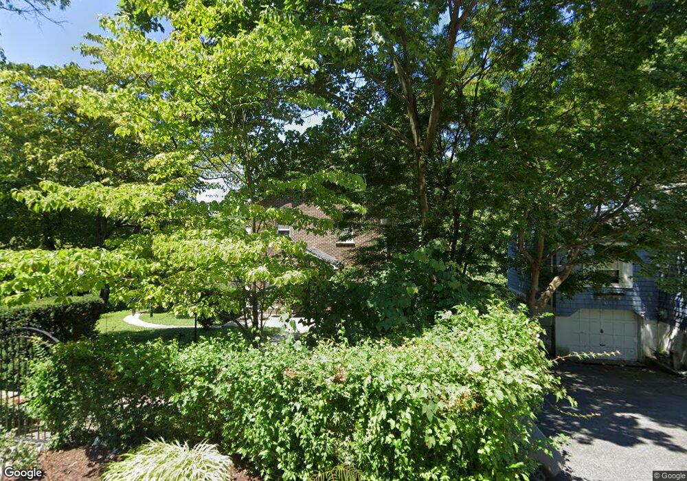 65 Heath Place unit 2nd floor, Hastings On Hudson, NY 10706 - photo 1