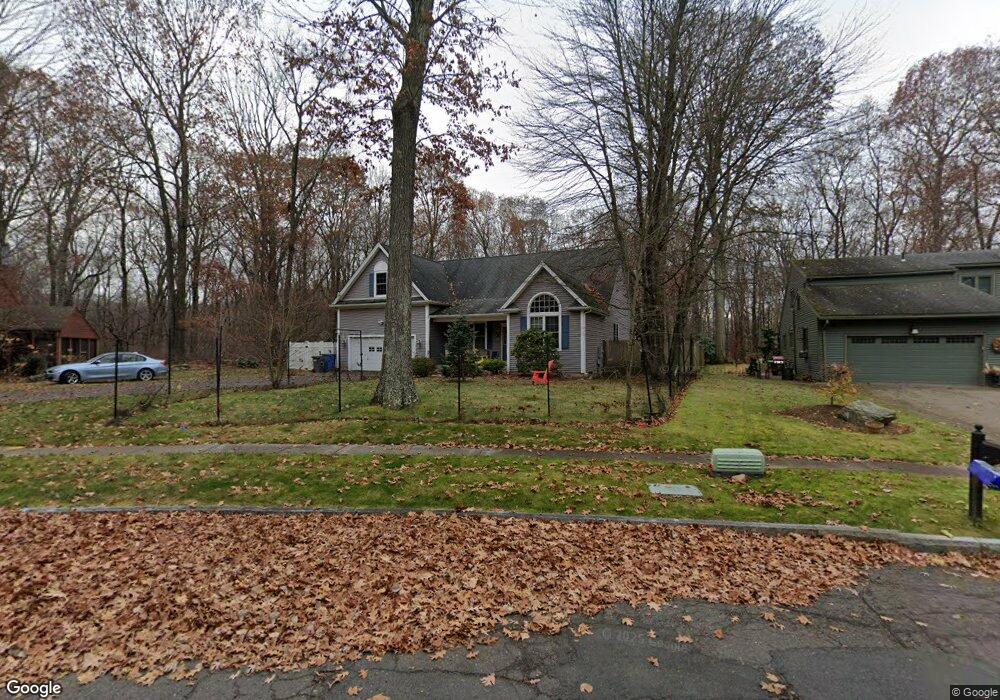 244 Knollwood Rd, Manchester, CT 06042 - photo 1