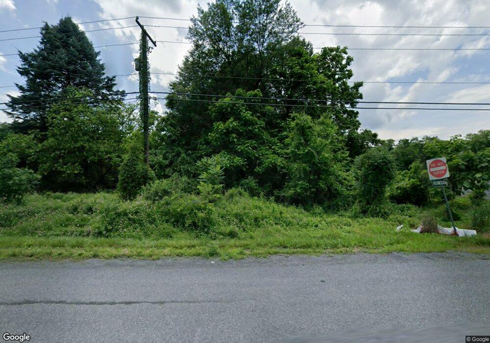 802 W Penn Pike, Tamaqua, PA 18252 - photo 1