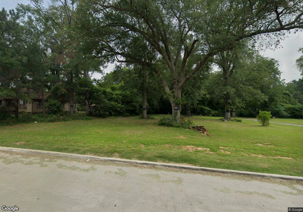 2129 E Marshall Ave, Longview, TX 75601 - photo 1