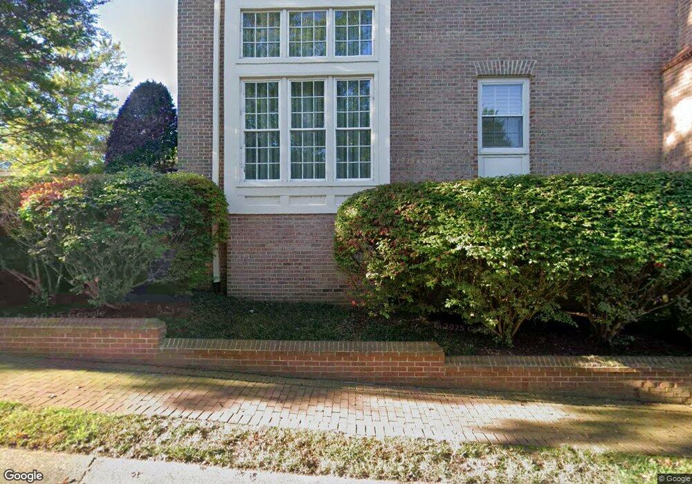 8326 Turnberry Ct, Potomac, MD 20854 - photo 1