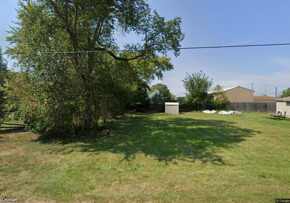 916 Daniels Ave, Lima, OH 45805 - photo 1