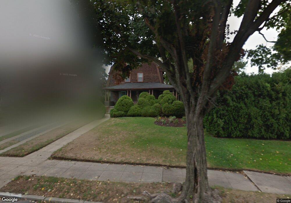 69 Bluff Ave, Cranston, RI 02905 - photo 1