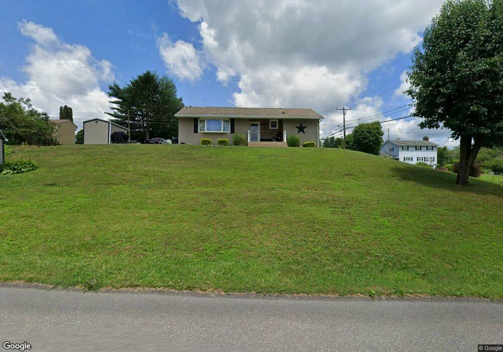 40 Wayne Ave, Tamaqua, PA 18252 - photo 1