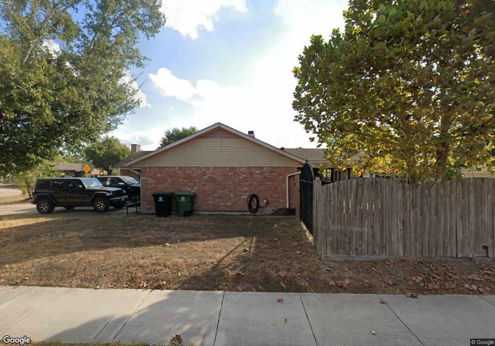 7727 Kellwood Dr, Houston, TX 77040 - photo 1