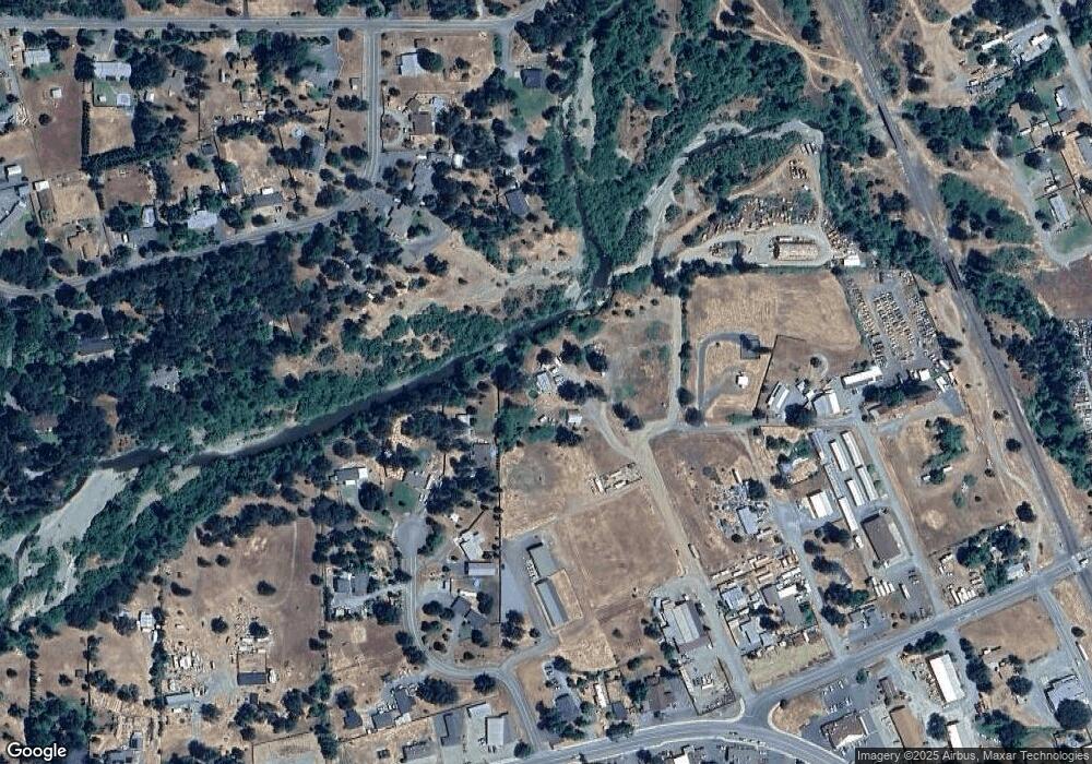 530 Pear St, Merlin, OR 97532 - photo 1