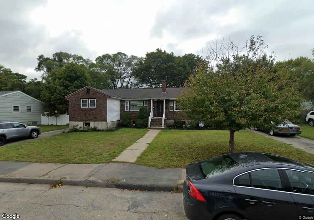 8 Reservoir Dr, Randolph, MA 02368 - photo 1