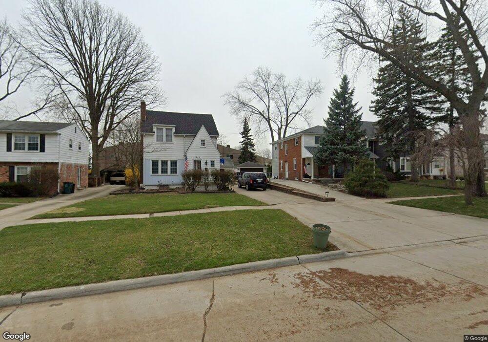 486 N Crooks Rd, Clawson, MI 48017 - photo 1