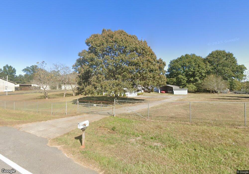 517 Shaw Rd, Sharpsburg, GA 30277 - photo 1