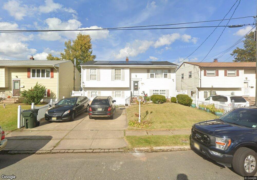 121 Division St, Port Reading, NJ 07064 - photo 1