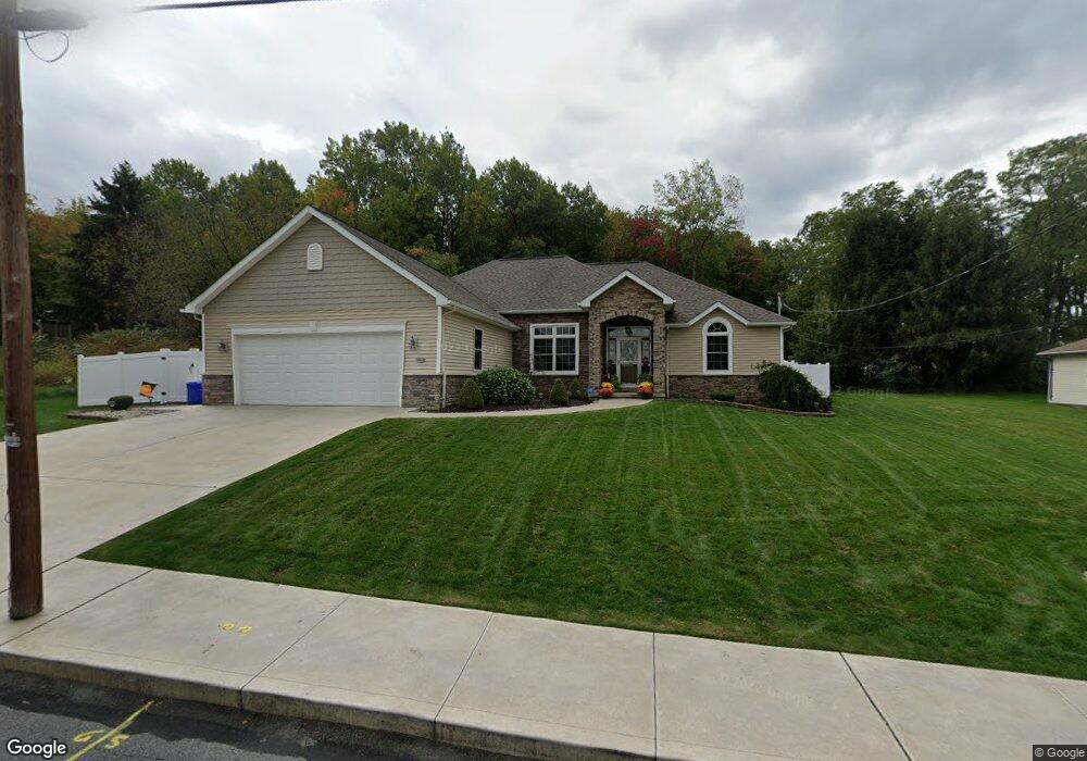 419 Simpson St, Dupont, PA 18641 - photo 1