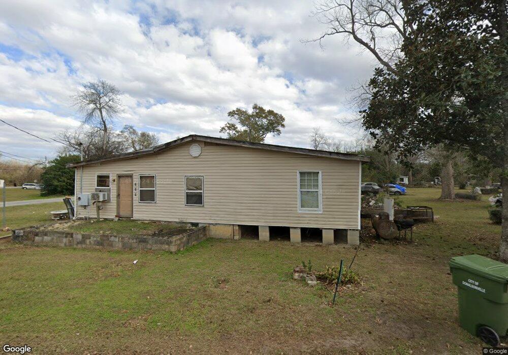 217 N Gordon Ave, Donalsonville, GA 39845 - photo 1