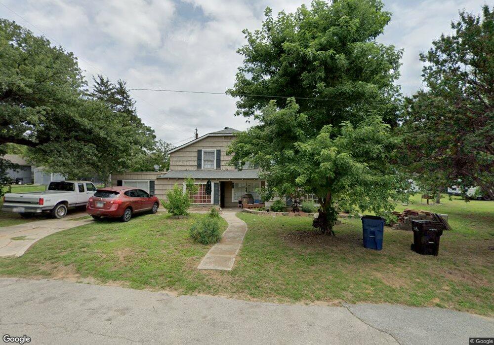 1520 S Chandler Ave, Denison, TX 75020 - photo 1