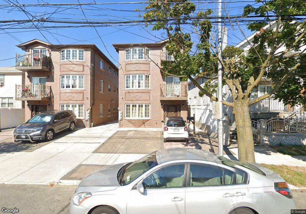 43-58 164th St unit 2nd Fl, Flushing, NY 11358 - photo 1