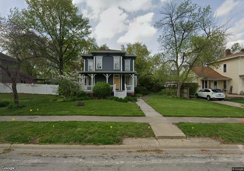 114 8th St, Lincoln, IL 62656 - photo 1