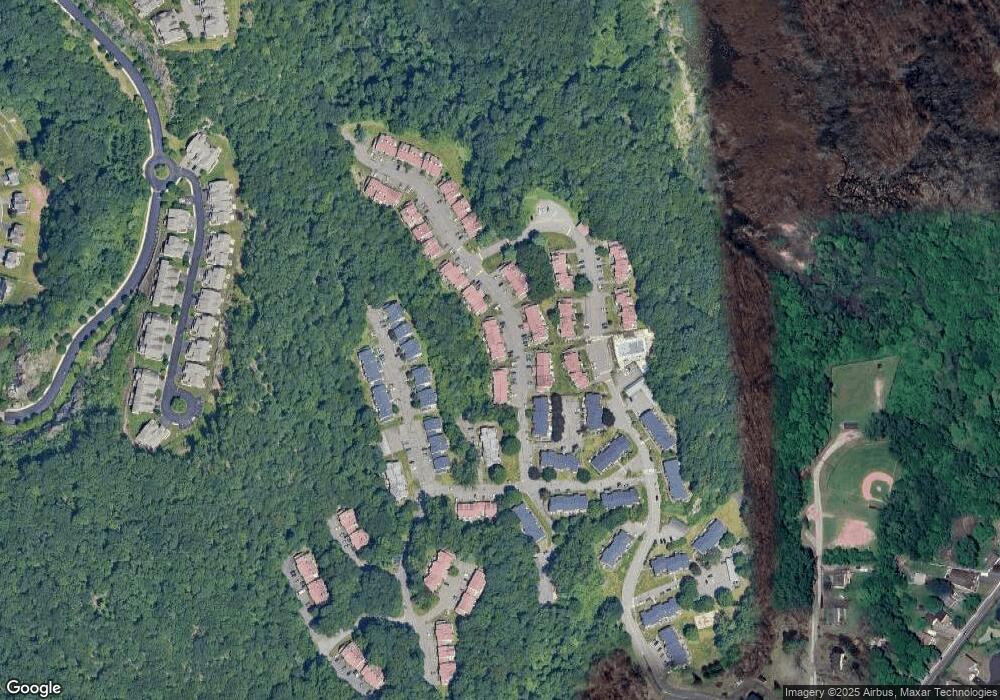 26 Deer Run, Bethel, CT 06801 - photo 1