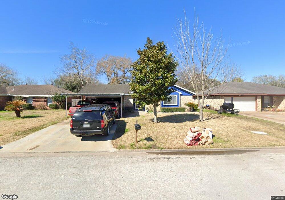 1902 Jones St, Rosenberg, TX 77471 - photo 1