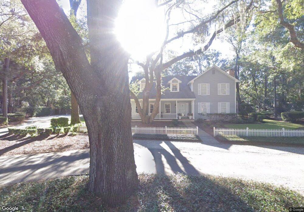 203 Five Pounds Rd, Saint Simons Island, GA 31522 - photo 1