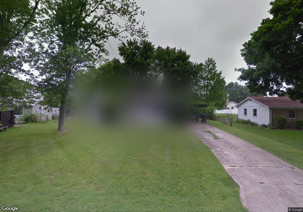 284 Daugherty St, Columbus, IN 47201 - photo 1