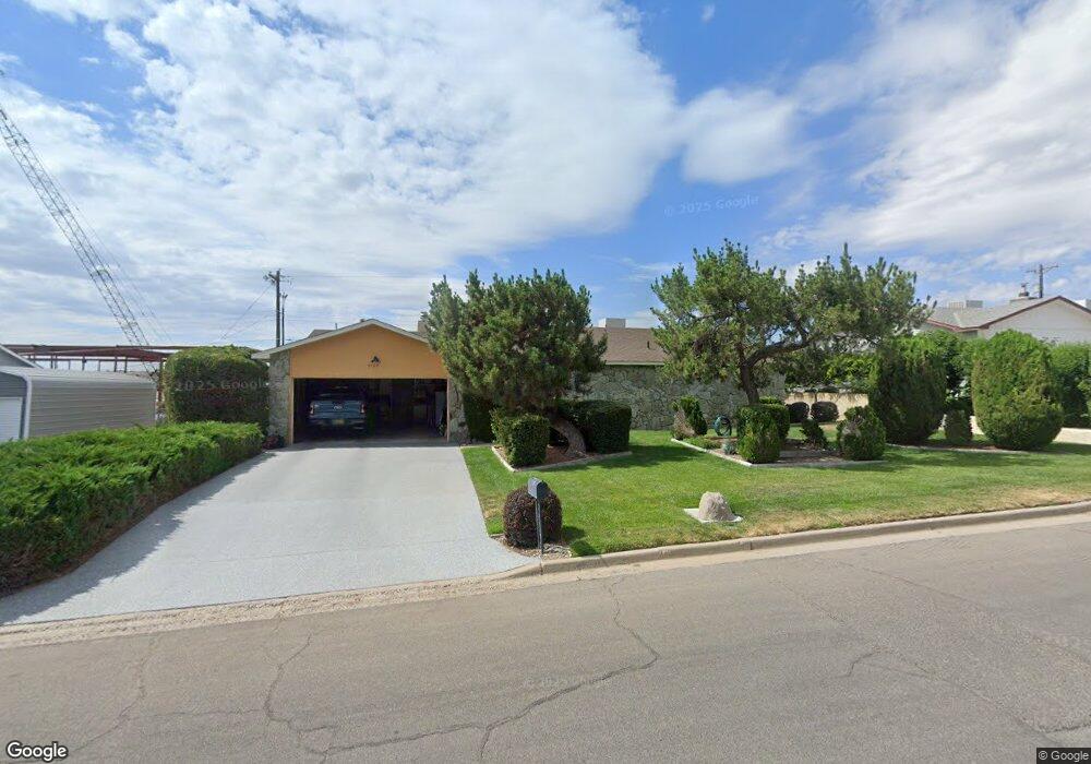 5705 Hill n Dale Dr, Farmington, NM 87402 - photo 1