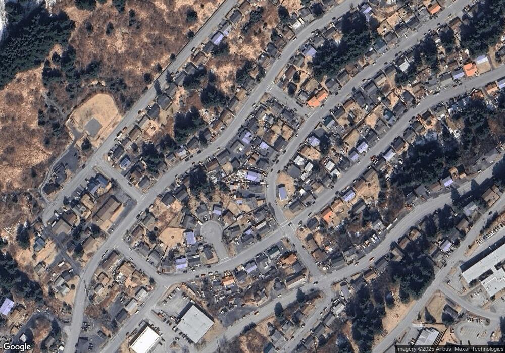 615 Hemlock St, Kodiak, AK 99615 - photo 1