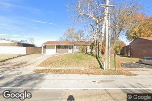 8427 Lackland Rd, Saint Louis, MO 63114