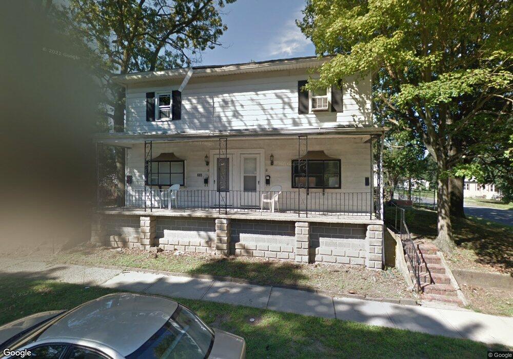 605 Spruce St, Beverly, NJ 08010 - photo 1