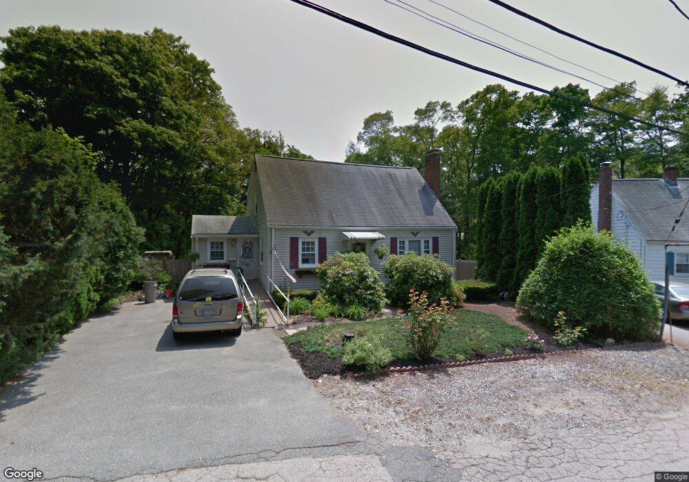 31 Cedar Cir, Randolph, MA 02368 - photo 1