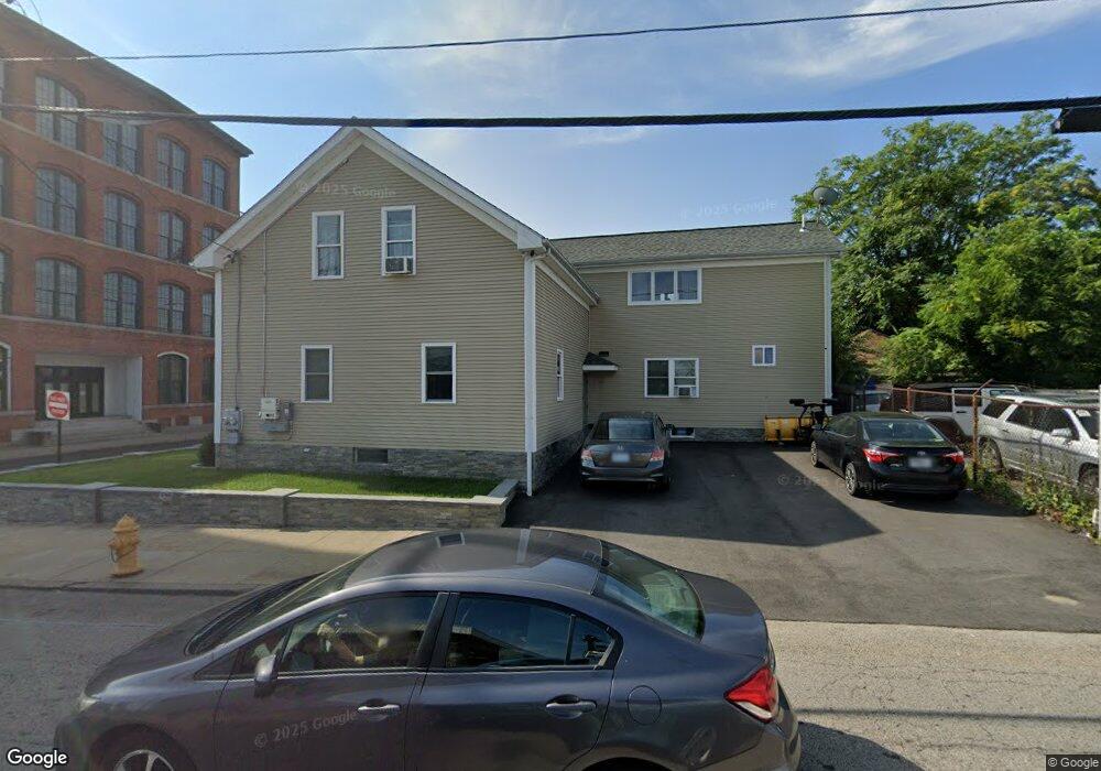 202 Pine St, Pawtucket, RI 02860 - photo 1