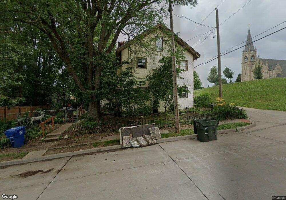 914 Leclaire St, Davenport, IA 52803 - photo 1