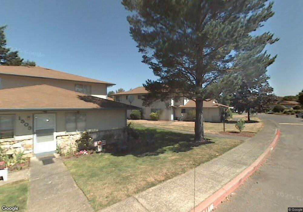 1549 NE Hale Place unit 4, Gresham, OR 97030 - photo 1