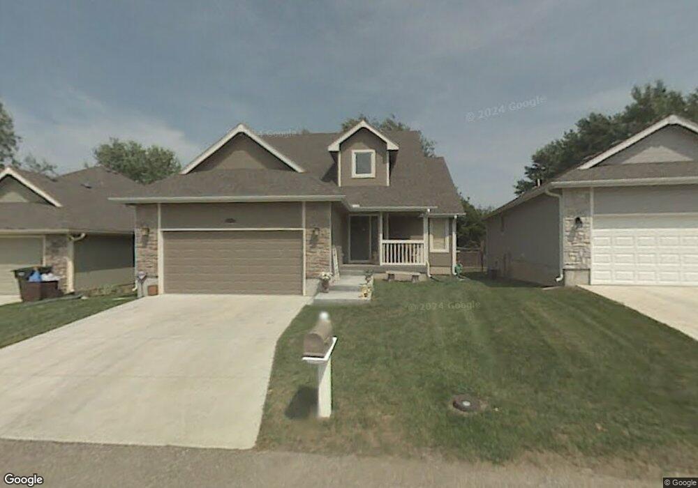 3708 SW Brook Lawn Ct, Topeka, KS 66610 - photo 1